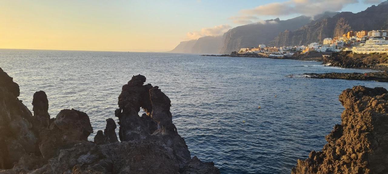 Paulmarie Apartment Gigantes Ocean Lounge プエルト・デ・サンティアゴ エクステリア 写真